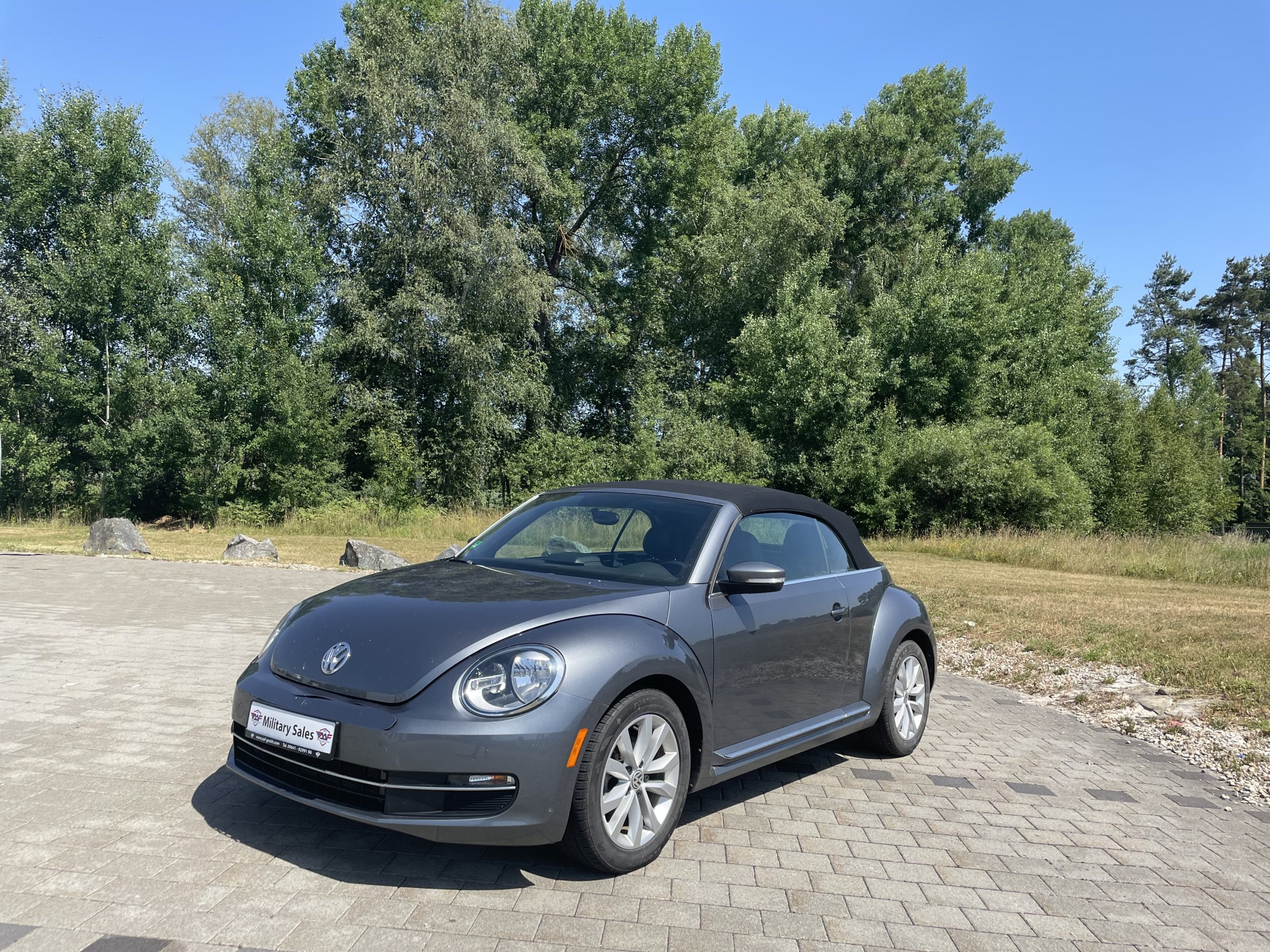 2014 Volkswagen Beetle Convertible <br>FWD</br>as low as </br>$174 per paycheck